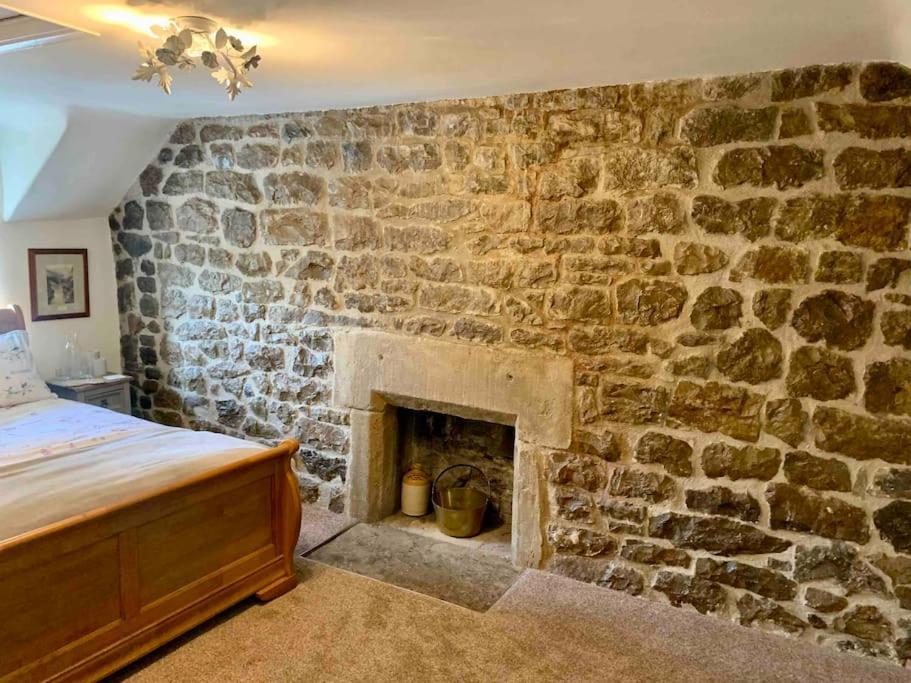 Gorgeous Cozy Cottage With A Heritage Feel, Walks, Pubs & Wood Burner Tideswell Dış mekan fotoğraf