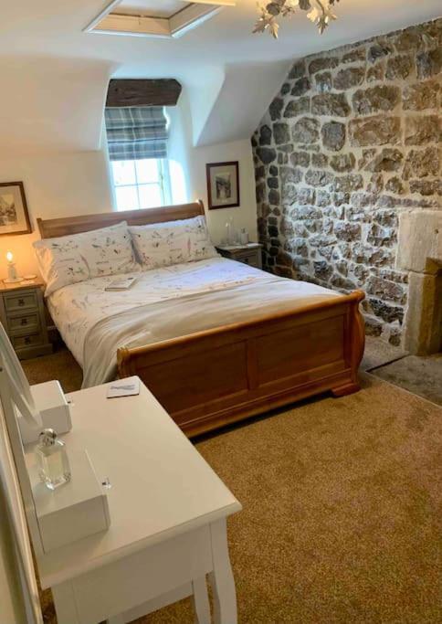 Gorgeous Cozy Cottage With A Heritage Feel, Walks, Pubs & Wood Burner Tideswell Dış mekan fotoğraf